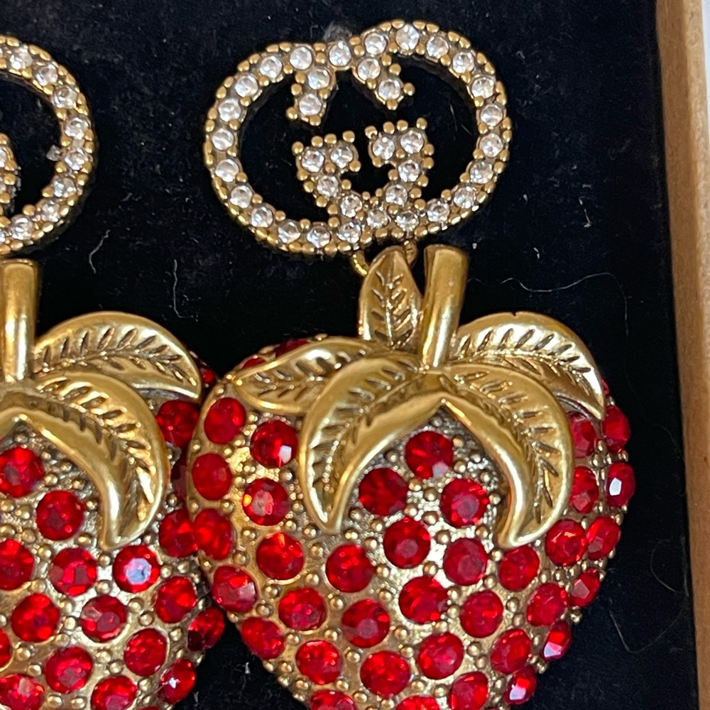 Gucci Red and Gold Crystal Drop Earrings - Picture 3 of 12